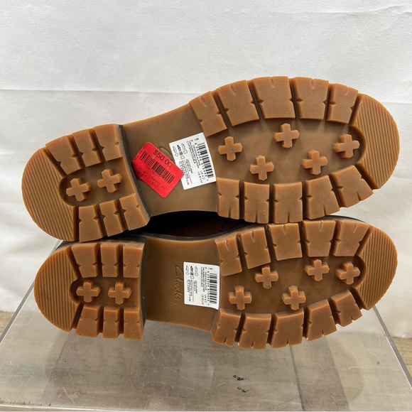 Clarks Orianna Boots Winter Womens 6.5 Brown Leather Rubber Sole Walking Alpine - Picture 9 of 10